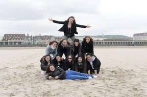 evjf pyramide sur le sable