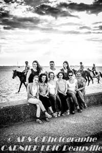 cheveaux sur la plage de deauville