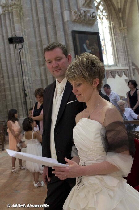 Mariage &agrave; l'&eacute;glise